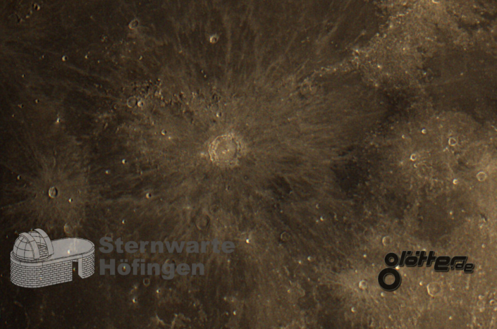 2022-05-14-Moon-zoom-HG.jpg-1680px
